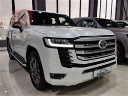 تۆیۆتا لاند کروزەر